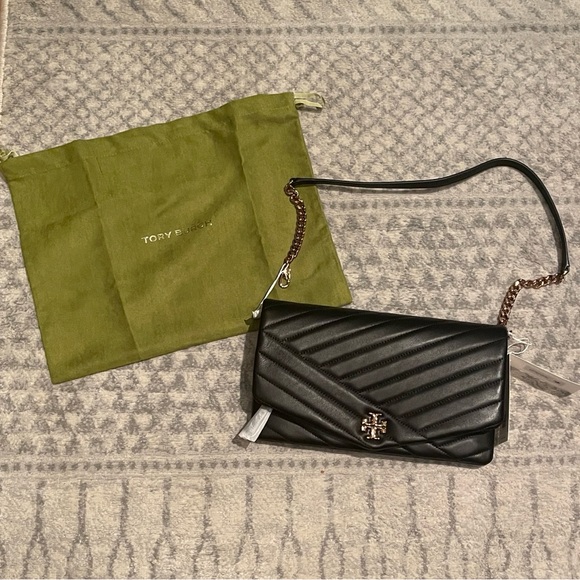 Tory Burch Kira Chevron Clutch bag - Picture 1 of 10
